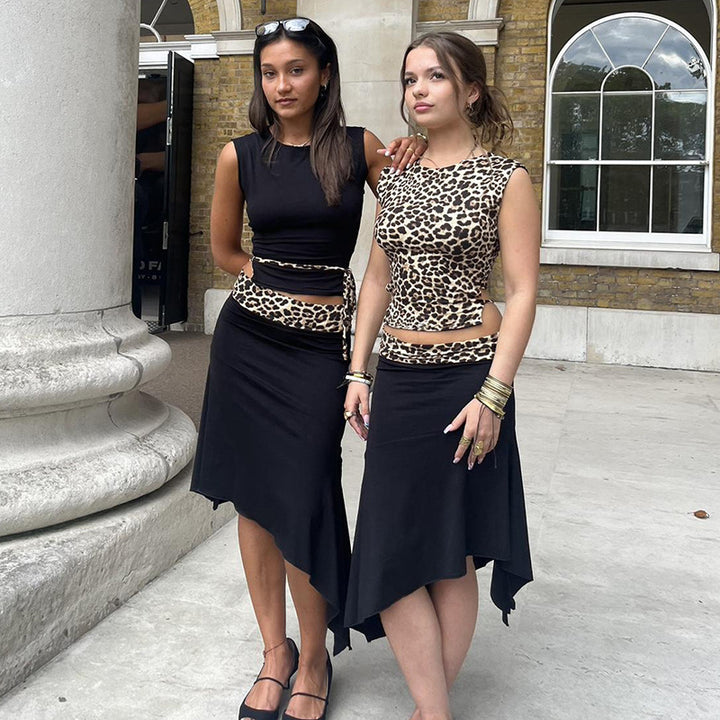 Dame set med topp och asymmetrisk kjol med djurprint Mirla-Eva Jonsson