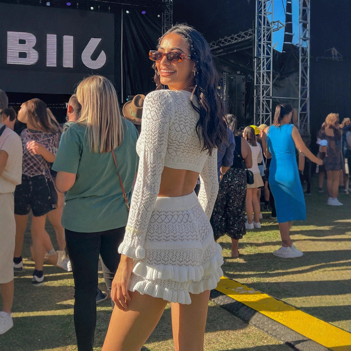 Dame set med virkat crop-top och volangshorts Mirla-Eva Jonsson