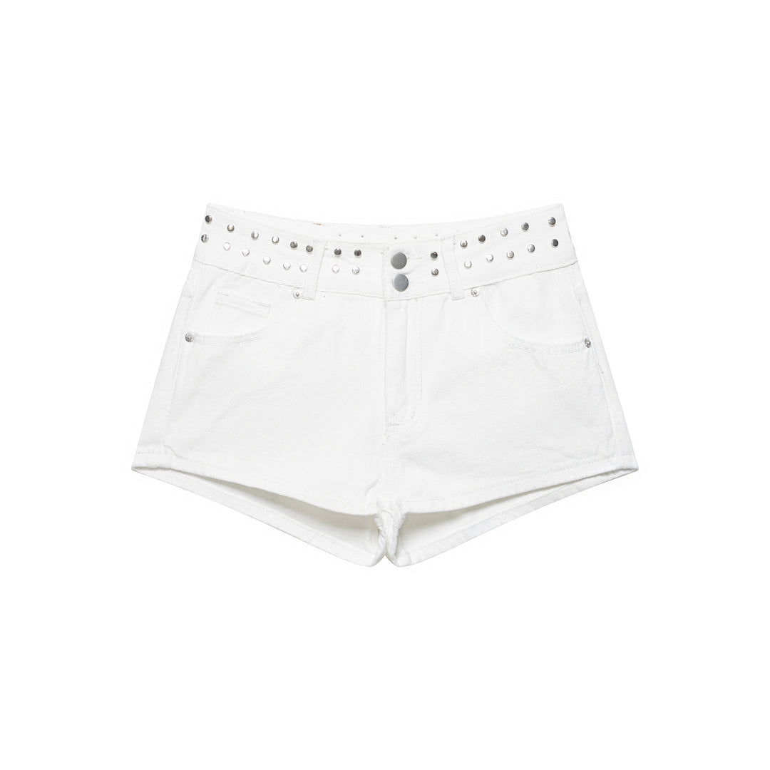 Dame-shorts med dekorativ nitdetalj och modern snitt Mirla-Eva Jonsson
