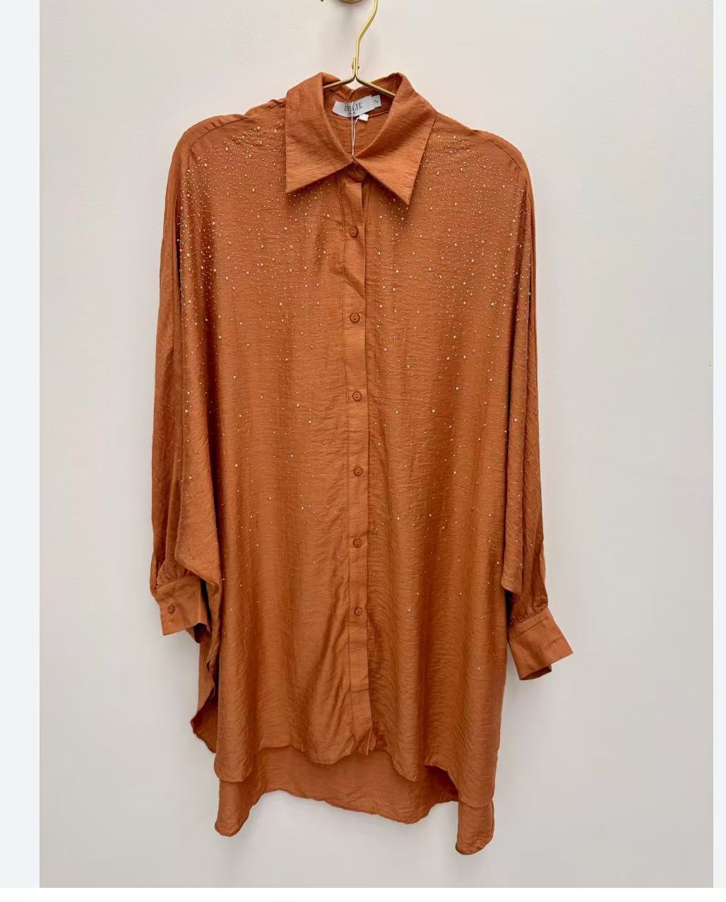 Dame skjorte bluse med glitrende aksenter og avslappet snitt Eva Jonsson-Eva Jonsson