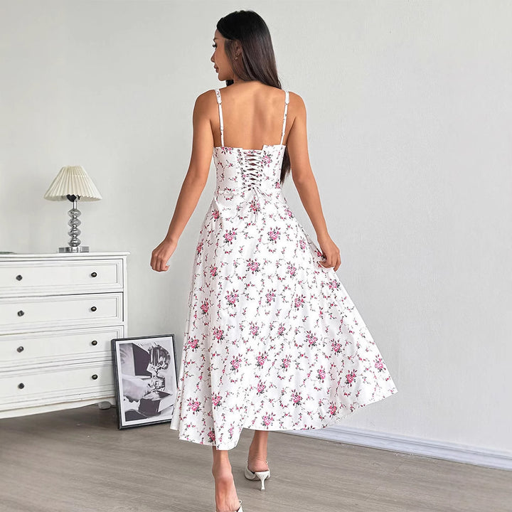 Dame sommarklänning med blommönster Mirla-Eva Jonsson