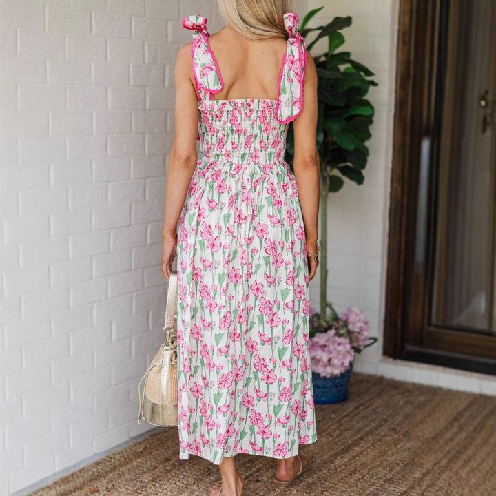 Dame sommarklänning med rynkning och axellånga bindsnören Mirla-Eva Jonsson