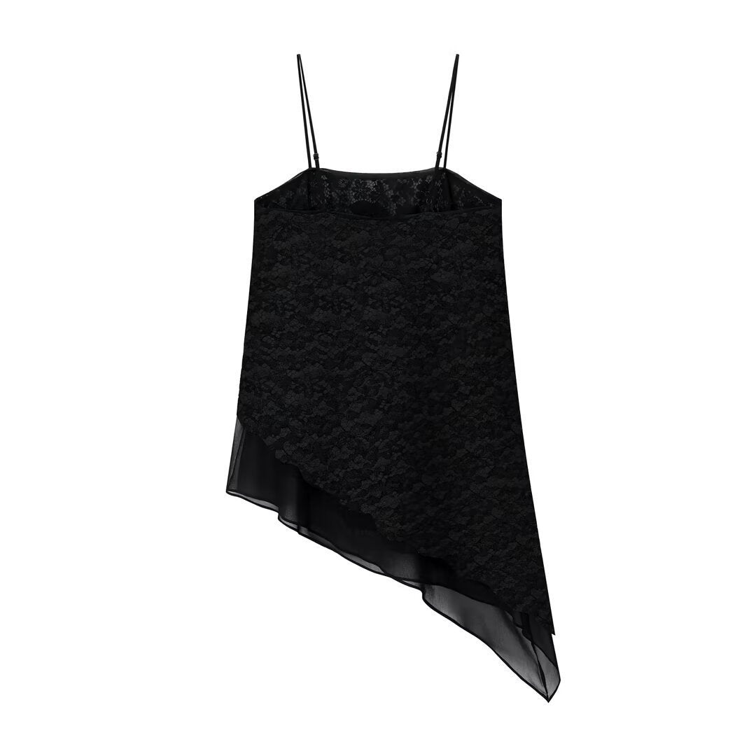 Dame-spets-camisole med asymmetrisk snitt och dekorativa axelband Mirla-Eva Jonsson