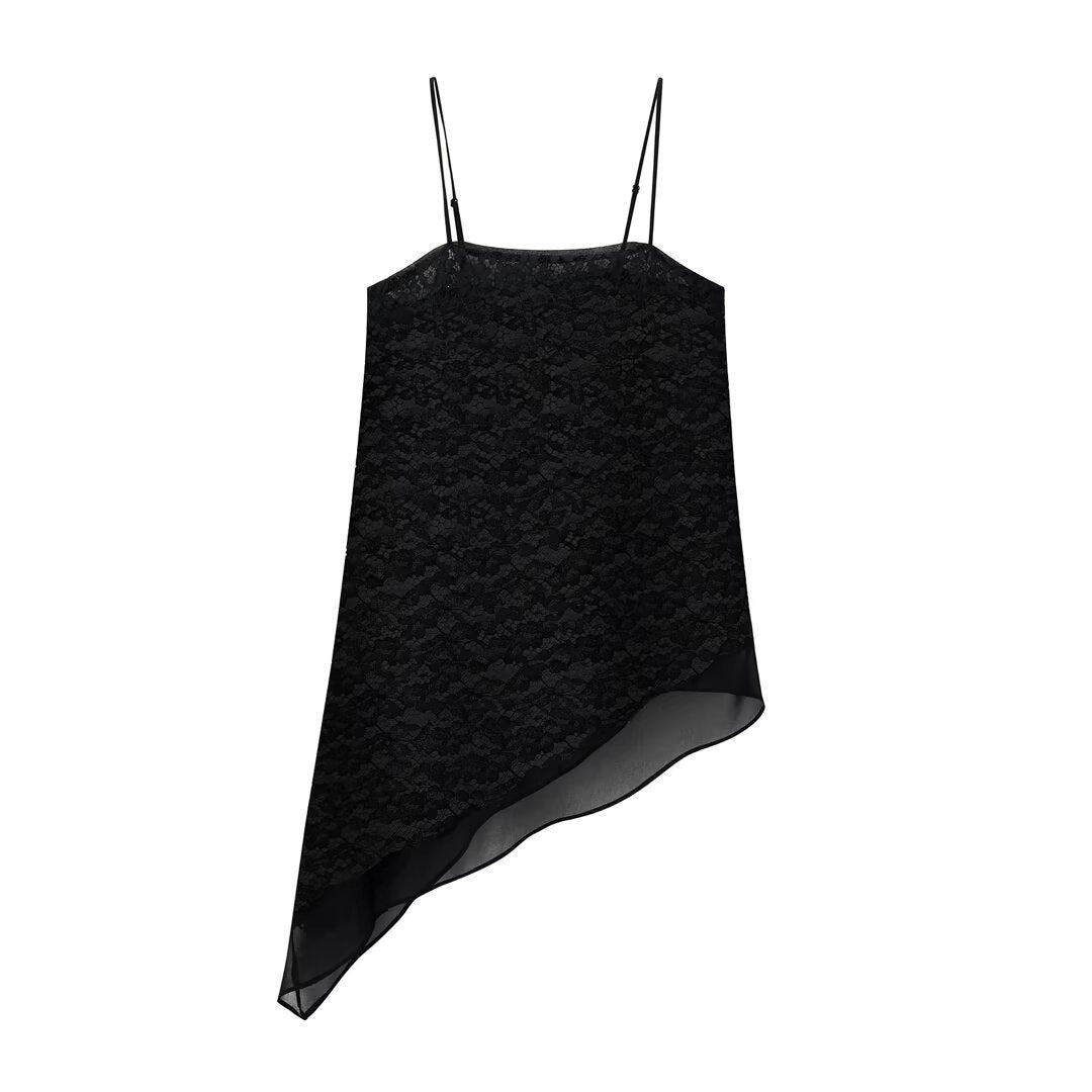 Dame-spets-camisole med asymmetrisk snitt och dekorativa axelband Mirla-Eva Jonsson