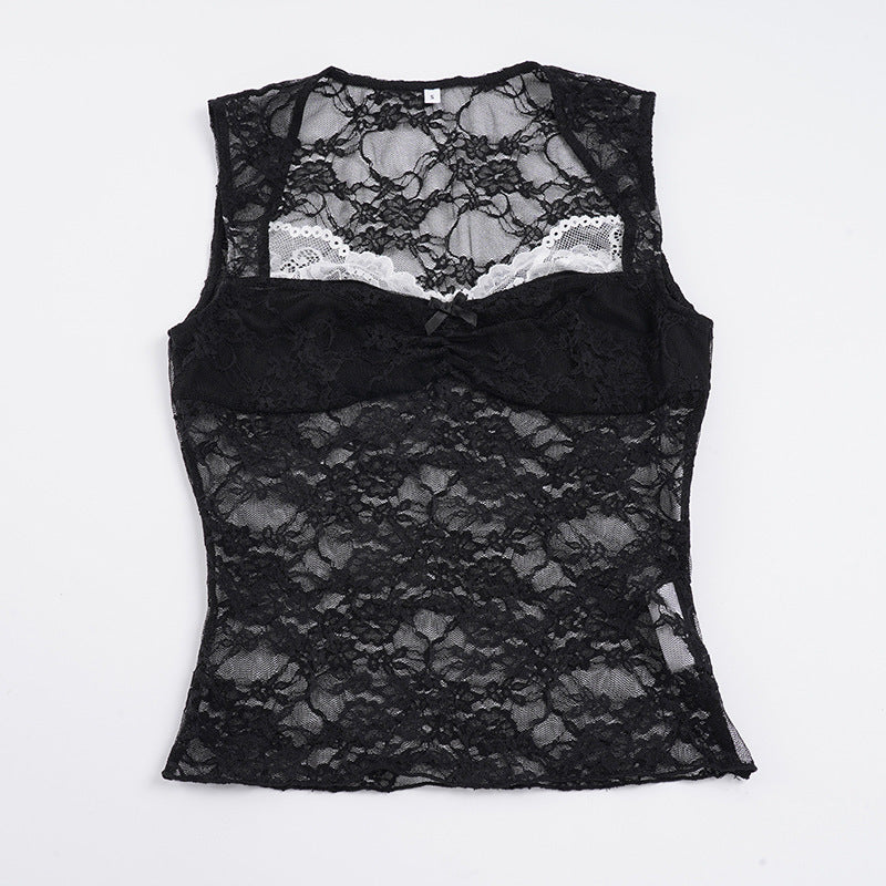 Dame spets-tanktop med elegant design och förföriska detaljer Mirla-Eva Jonsson