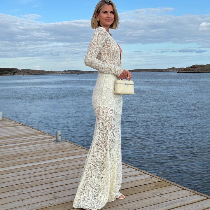 Dame spetskjol med hög midja och floralt broderi Mirla-Eva Jonsson