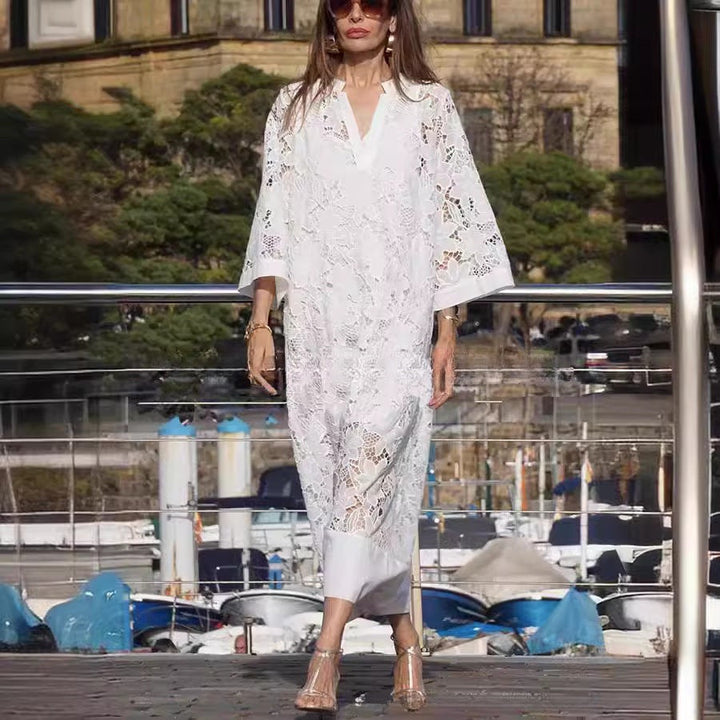 Dame spetsklänning i boho-stil med fina detaljer Mirla-Eva Jonsson