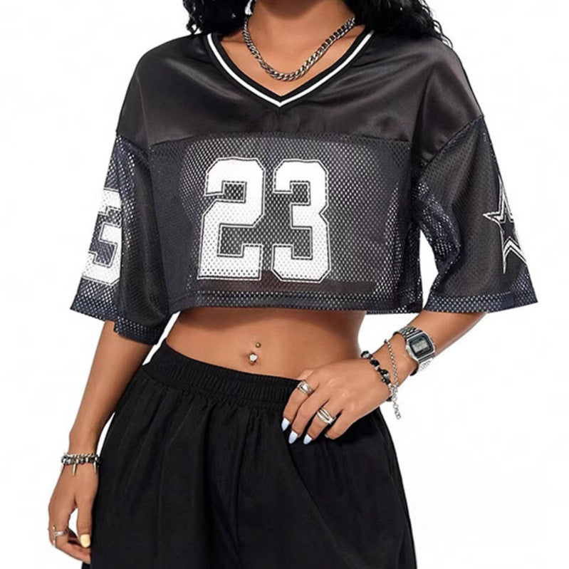 Dame sportig crop-top i andningsbart mesh-material med nummer CD-Mirla-Eva Jonsson