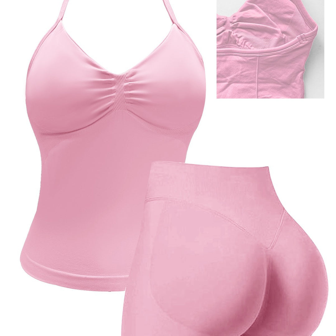 Dame sporttop med push-up effekt och figursydda shorts Mirla-Eva Jonsson