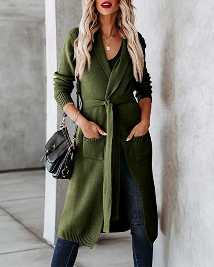 Dame stickad kappa med öppen design och praktiska fickor Eva Jonsson-Eva Jonsson