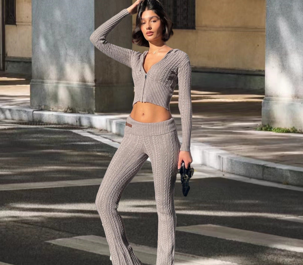 Dame stickad outfit med dragkedja och vida ben Mirla-Eva Jonsson