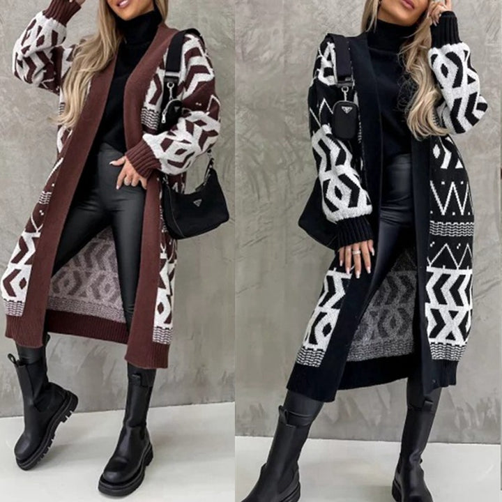 Dame stickjacka med geometrisk mönster och vid skärning Eva Jonsson-Eva Jonsson