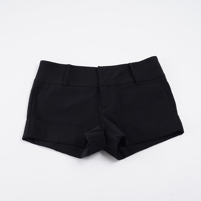 Dame stiliga shorts med bekväm hög midja och uppvikt fåll Mirla-Eva Jonsson