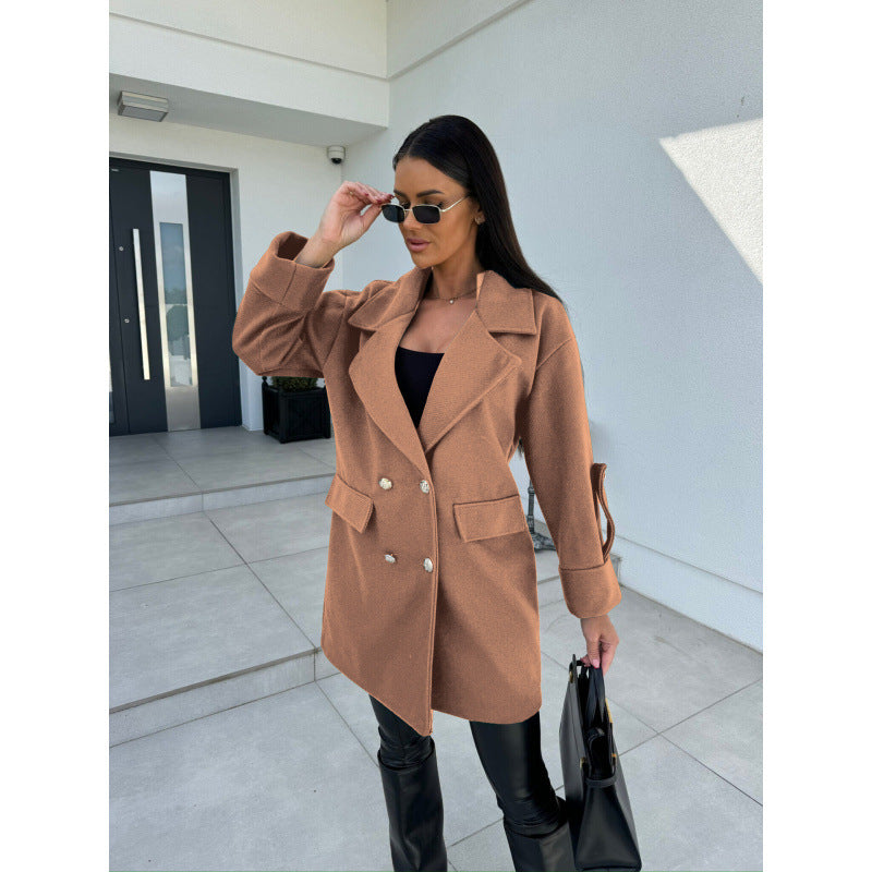 Dame stilren oversized bomull blazer med dubbel knapprad och praktiska fickor Mirla-Eva Jonsson