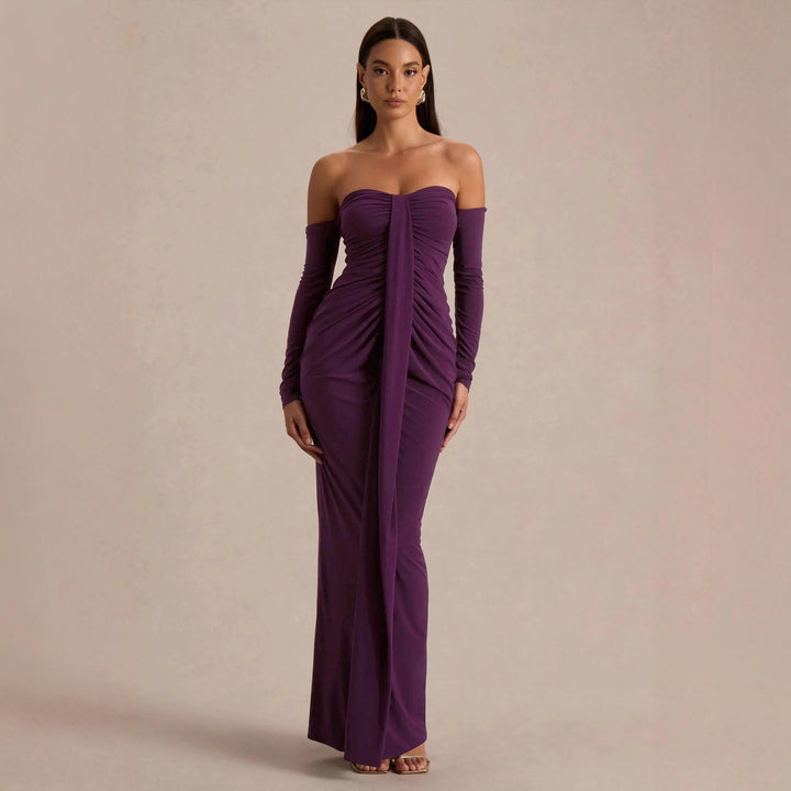 Dame strapless evening dress with long sleeves and refined ruffle details Mirla-Eva Jonsson