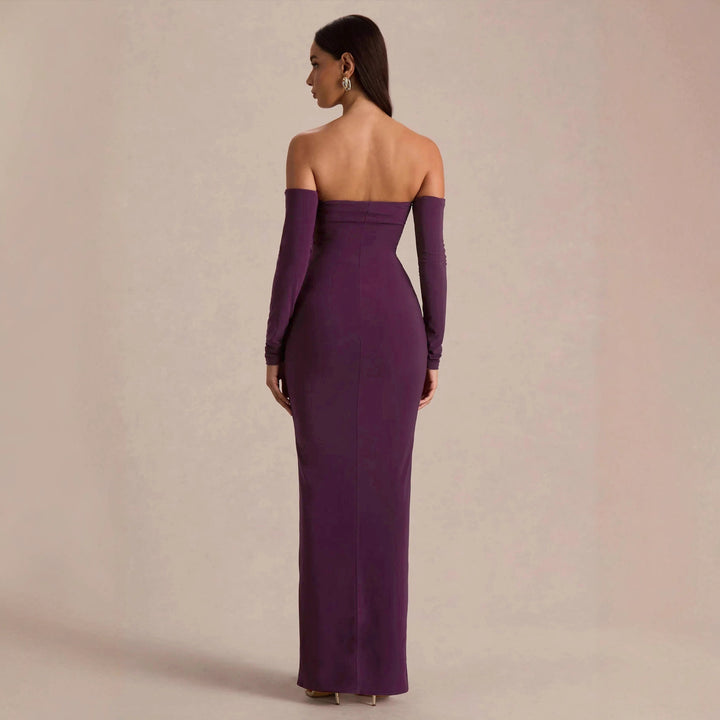 Dame strapless evening dress with long sleeves and refined ruffle details Mirla-Eva Jonsson