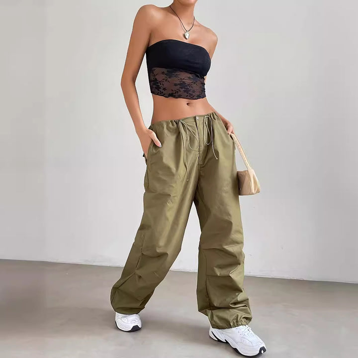 Dame transparent crop-top med blommiga detaljer Mirla-Eva Jonsson