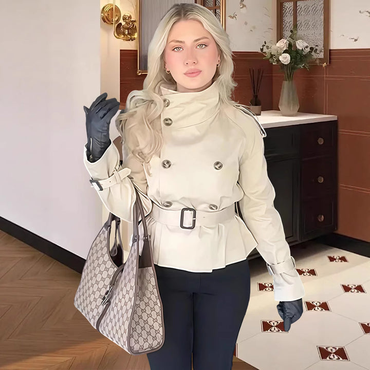 Dame trenchcoat med figursydd silhuett och dubbel knapprad Mirla-Eva Jonsson
