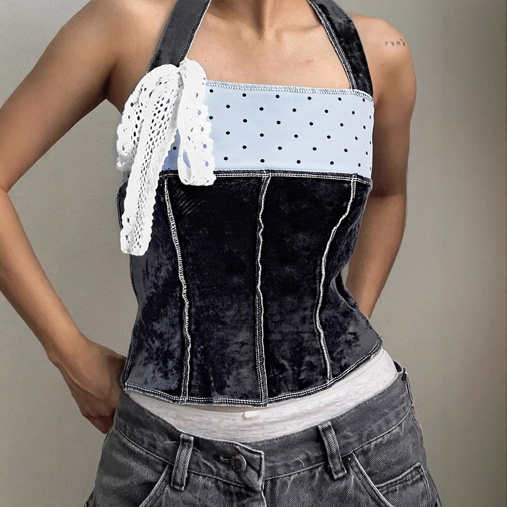 Dame trendy bustier-top med spetsdetaljer och lekfull design Mirla-Eva Jonsson
