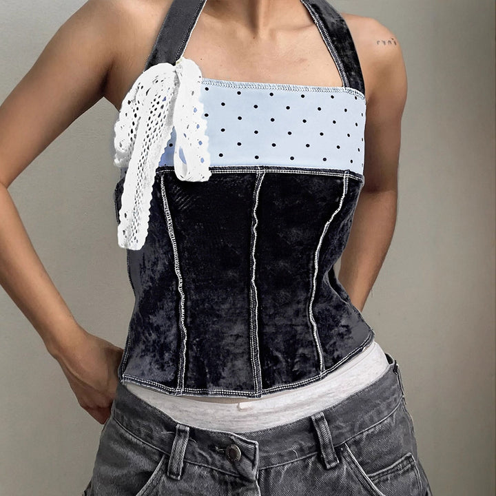 Dame trendy bustier-top med spetsdetaljer och lekfull design Mirla-Eva Jonsson
