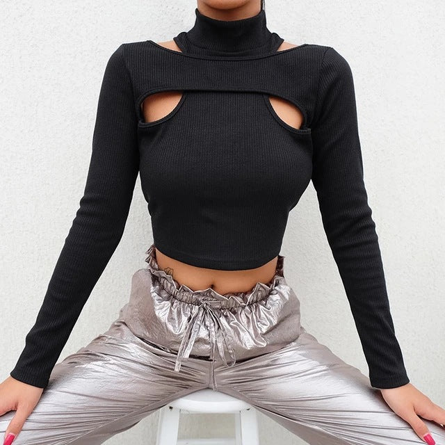 Dame trendy top med cut-outs och hög krage Mirla-Eva Jonsson