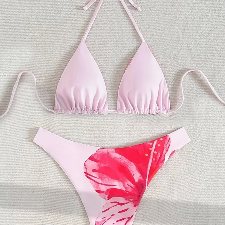 Dame triangel-bikini med blommiga mönster Mirla-Eva Jonsson