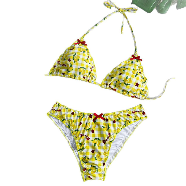 Dame triangel bikini med friskt rutmönster och kontrasterande rosetter Mirla-Eva Jonsson