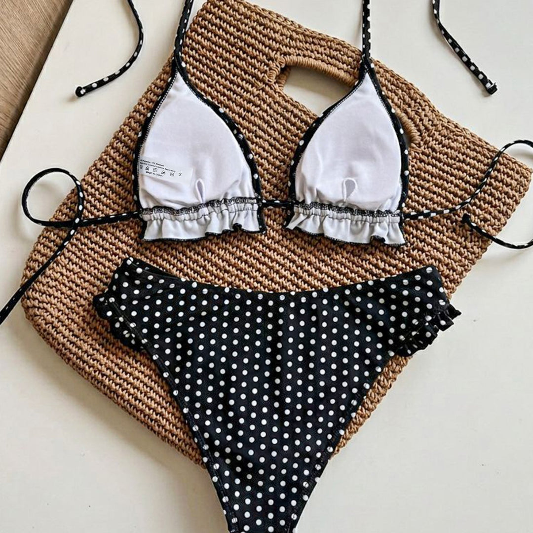 Dame triangel-bikini med volangdetaljer och justerbara band Mirla-Eva Jonsson