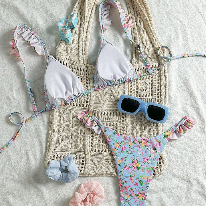 Dame triangel-bikini-set med florala volangdetaljer och justerbara band Mirla-Eva Jonsson