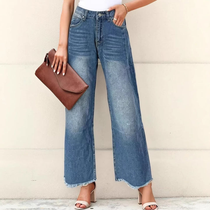 Dame vida Denim jeans med kreativt mönster och fransig nederkant Mirla-Eva Jonsson