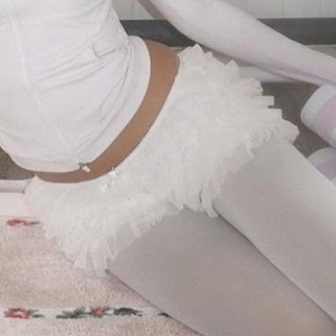 Dame volangshorts med elastisk midja och lekfull design Mirla-Eva Jonsson