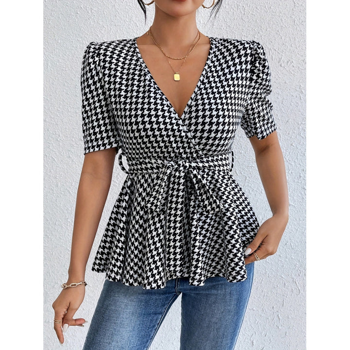 Dame wrap blouse with casual cut and fashionable houndstooth pattern Mirla-Eva Jonsson