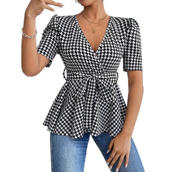 Dame wrap blouse with casual cut and fashionable houndstooth pattern Mirla-Eva Jonsson