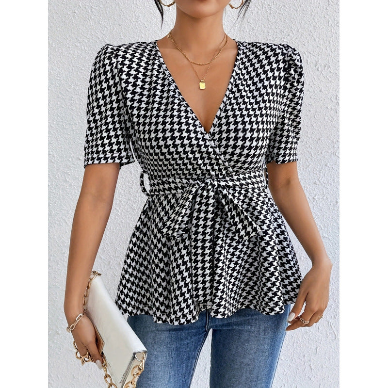 Dame wrap blouse with casual cut and fashionable houndstooth pattern Mirla-Eva Jonsson