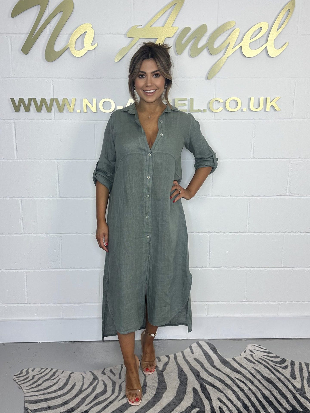 Dame wrap dress med elegant skjortkrage och sidofickor Eva Jonsson-Eva Jonsson