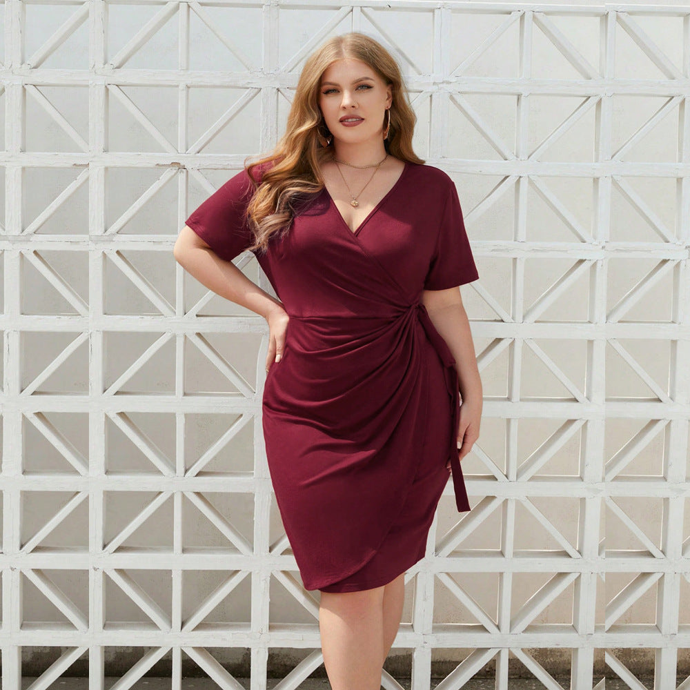 Dame wrap dress with elegant ruffle design and figure-friendly cut Mirla-Eva Jonsson