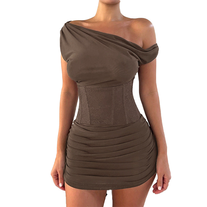 Dame wrap dress with figure-flattering cut and asymmetrical details Mirla-Eva Jonsson
