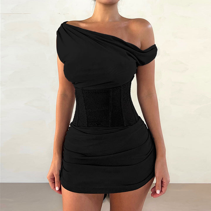 Dame wrap dress with figure-flattering cut and asymmetrical details Mirla-Eva Jonsson