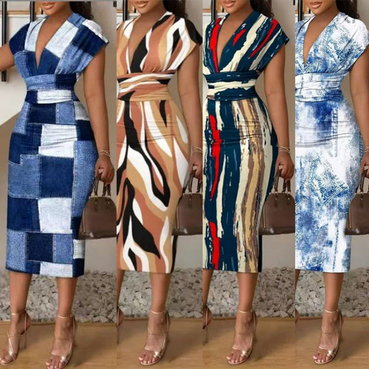 Dame wrap dress with modern pattern and figure-hugging silhouette Mirla-Eva Jonsson