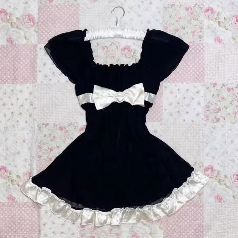 Dame wrap dress with ruffles and check pattern Mirla-Eva Jonsson