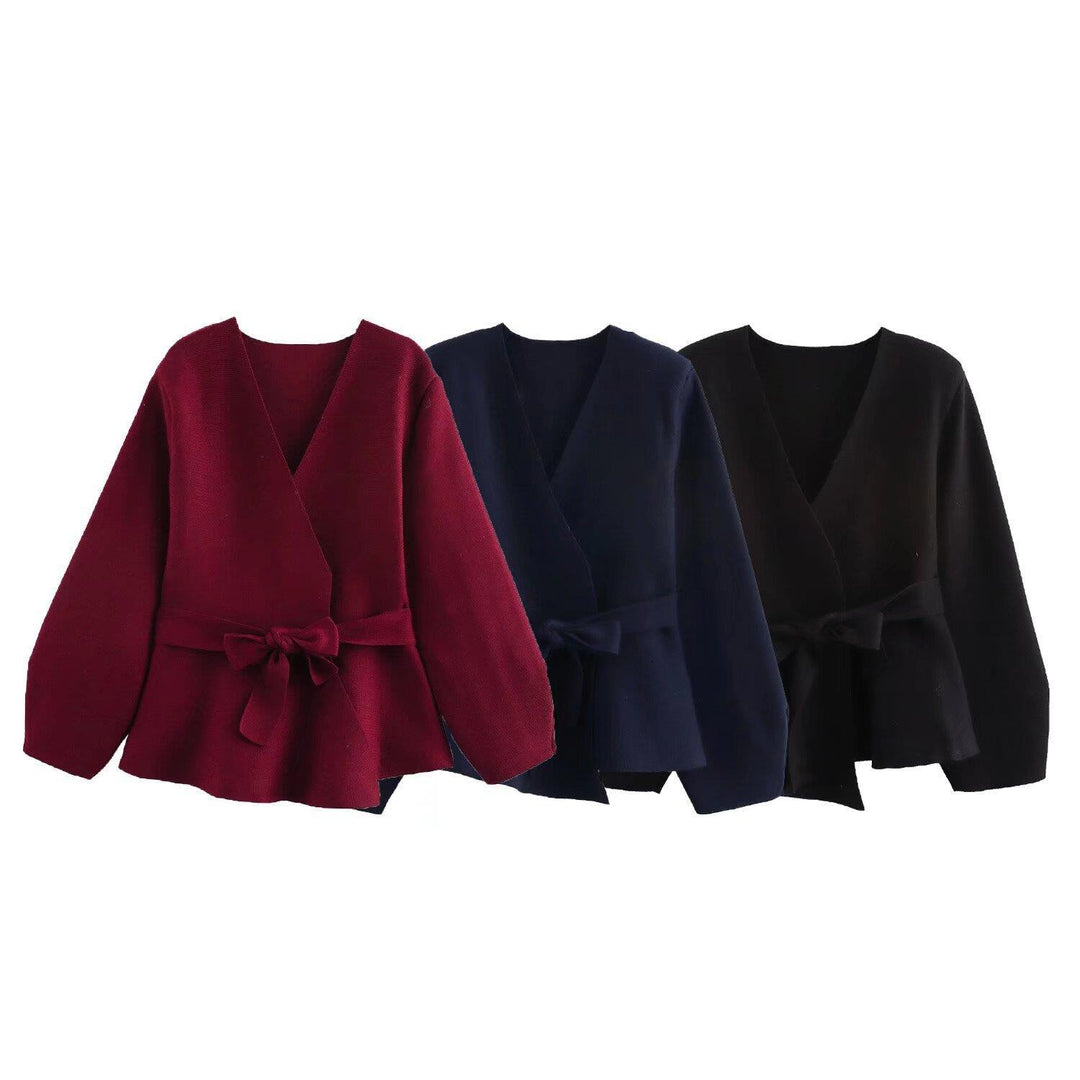 Dame wrap jacket with elegant waistline and arc motif Mirla-Eva Jonsson