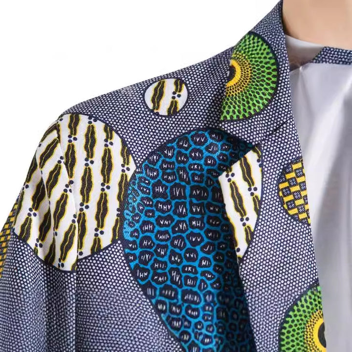 Dameblazer i unik afrikansk mönster med modern skärning Mirla-Eva Jonsson
