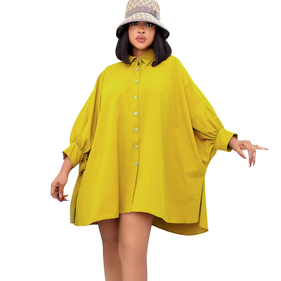 Dameblus med oversized snitt och eleganta knappar Mirla-Eva Jonsson