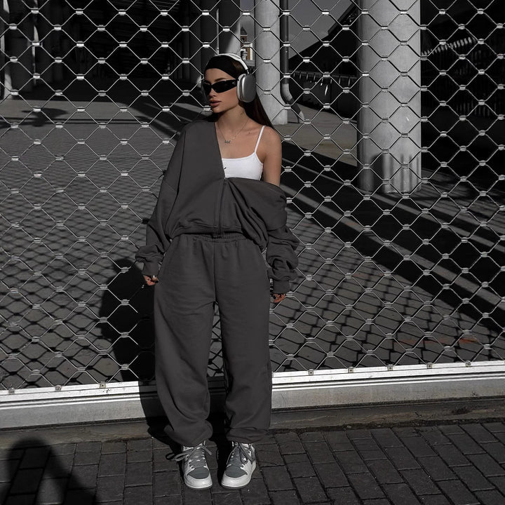 Damed casual lounge set med vida byxor och sportjacka Mirla-Eva Jonsson