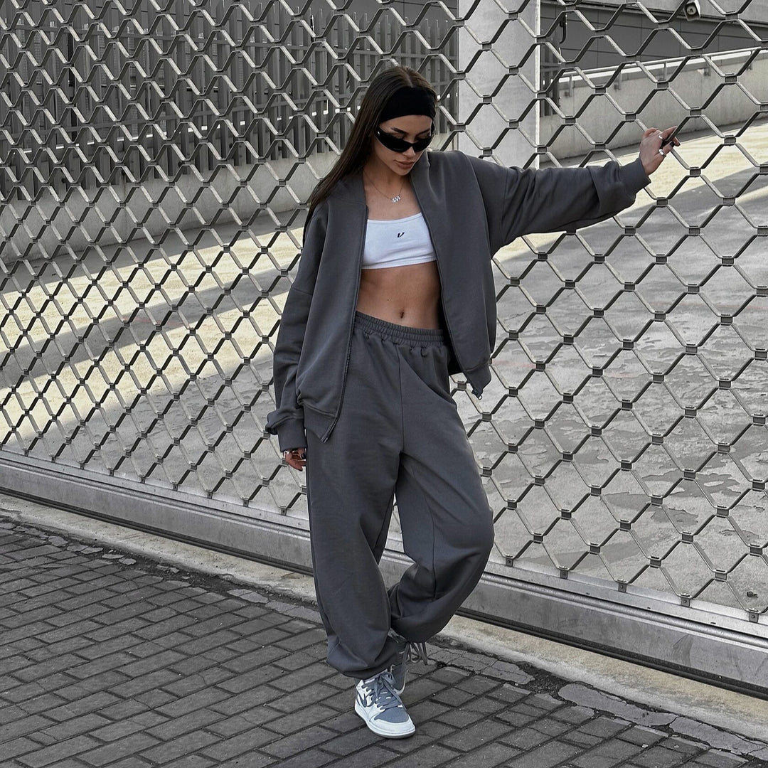 Damed casual lounge set med vida byxor och sportjacka Mirla-Eva Jonsson