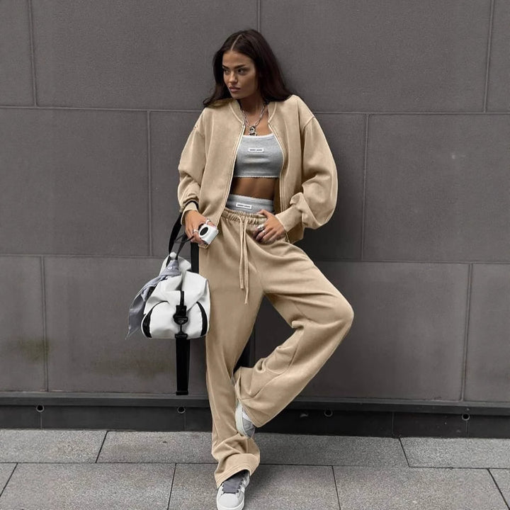 Damed casual lounge set med vida byxor och sportjacka Mirla-Eva Jonsson