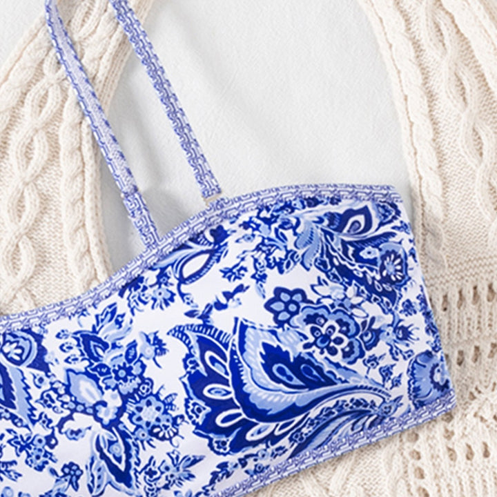 Damen Bandeau Bikini med elegant blomsterdesign och justerbara band Mirla-Eva Jonsson