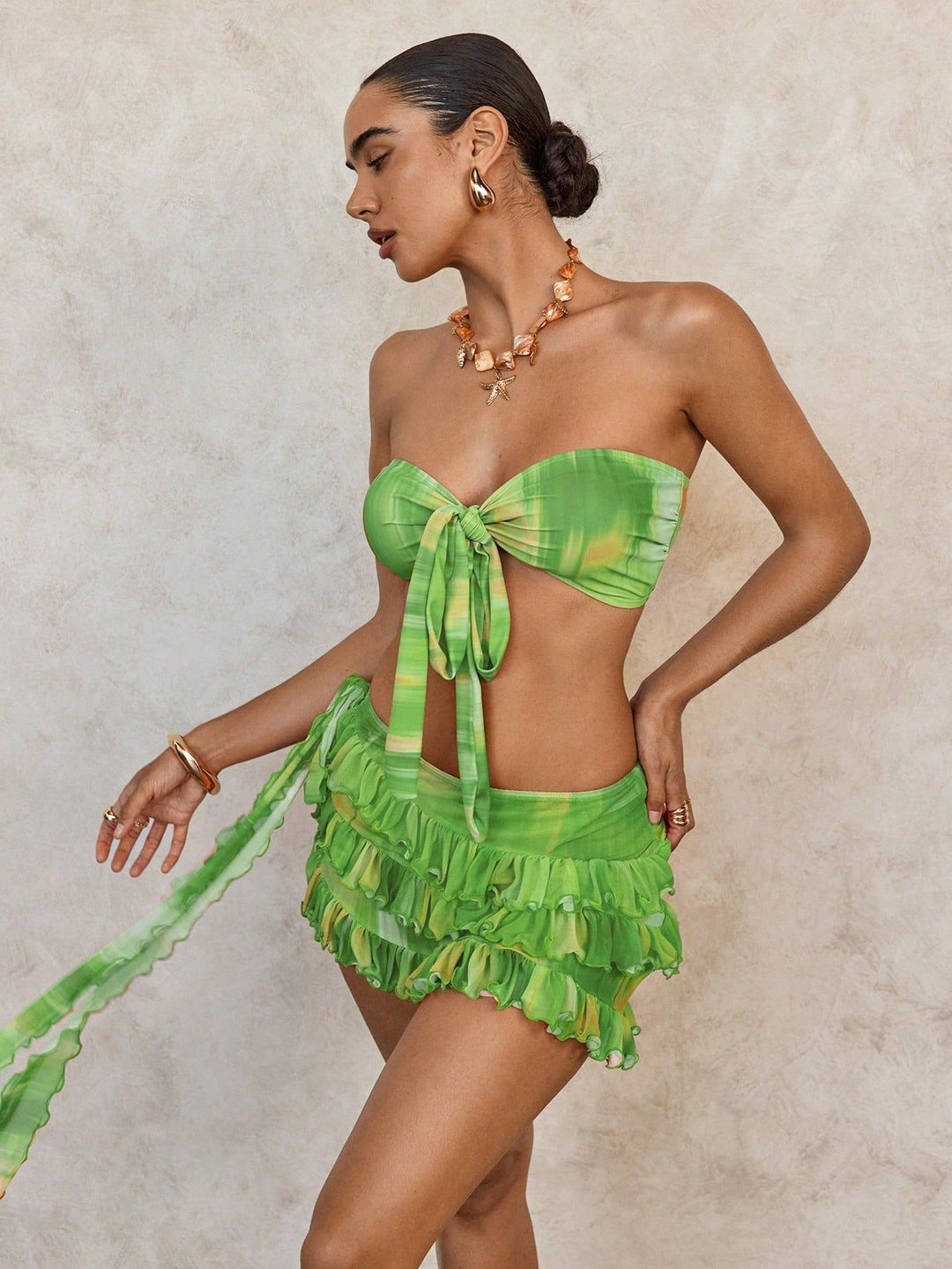 Damen Bandeau-Bikini mit modischen Rüschendetails Mirla-Eva Jonsson