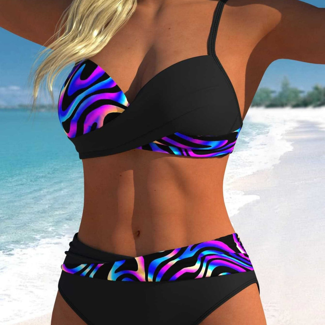Damen Bikini Set med modernt vikdesign och livligt mönster Mirla-Eva Jonsson