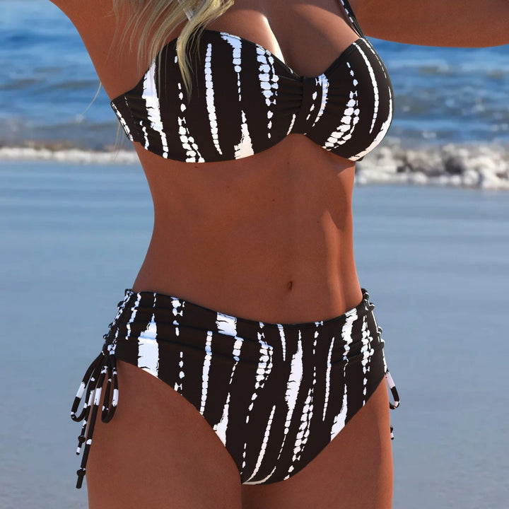 Damen Bikini mit gepolstertem Balconette-Oberteil und dekorativem Rüschen-Detail Mirla-Eva Jonsson